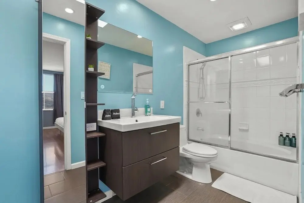 Beautiful 2BR in Silver Terrace