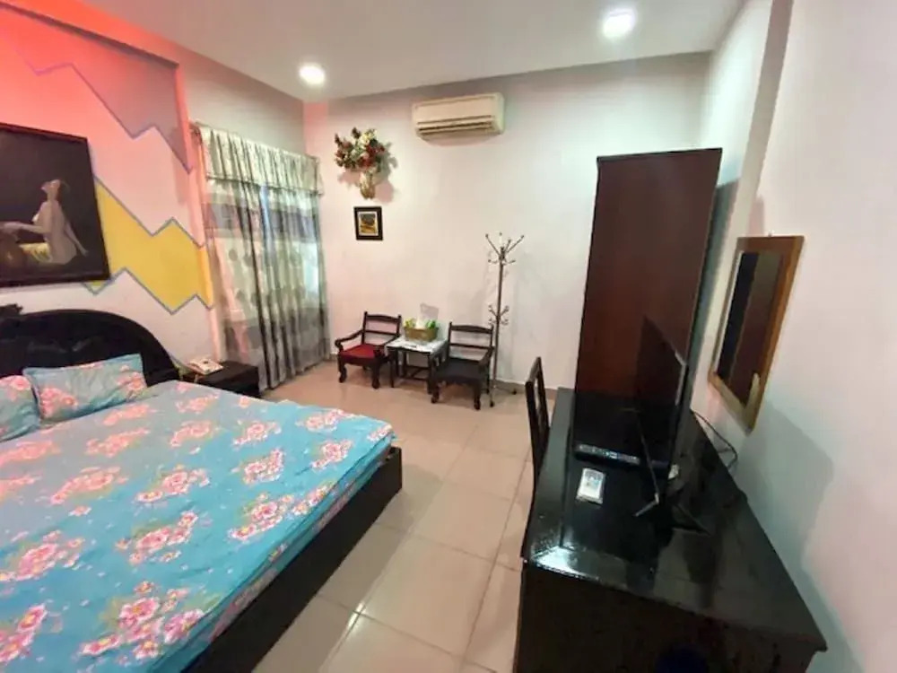 Oyo 992 Song Ba Hotel