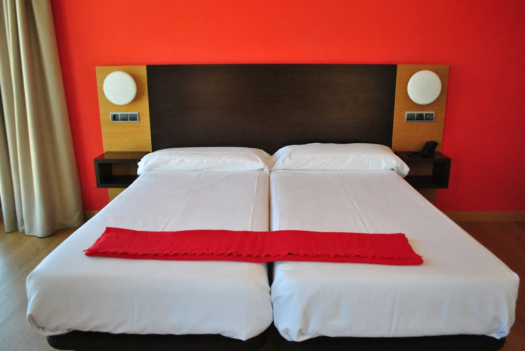 Hotel Marítimo Ris con garaje