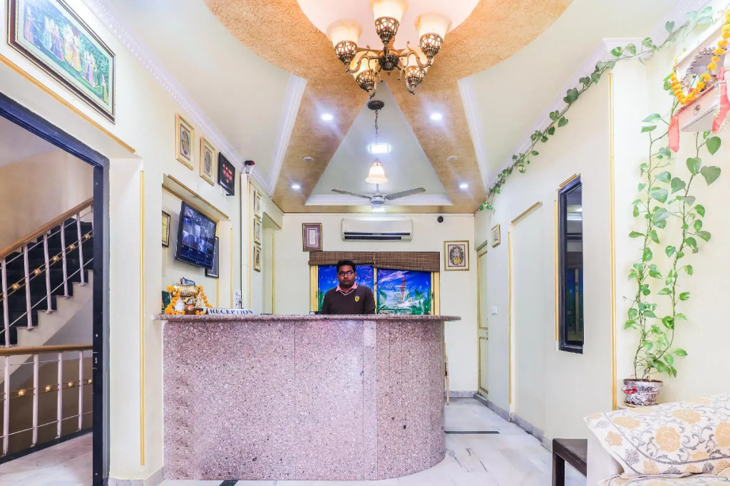 OYO 783 Om Hotel