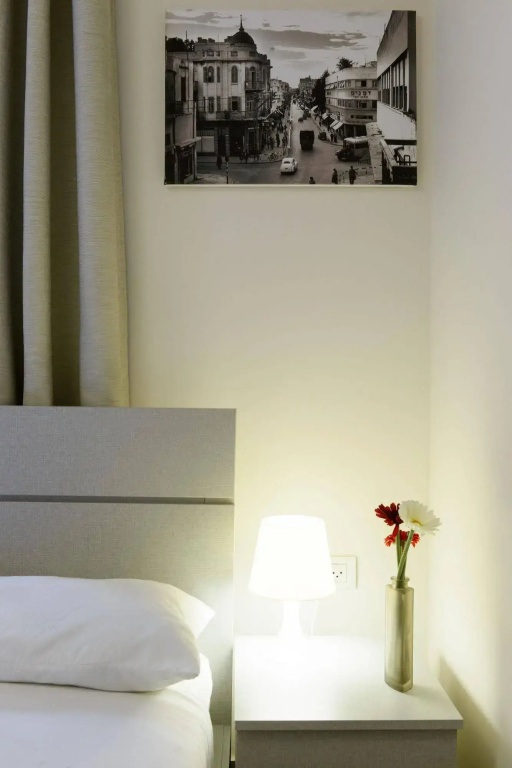 Dizengoff Inn Apartments
