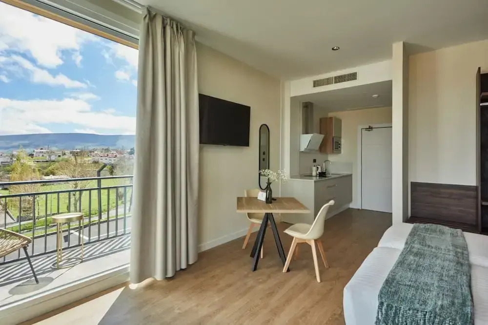 Apartamentos Silken Fontibre Iberia & Spa