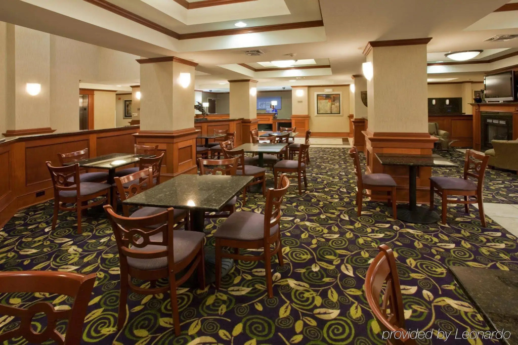 Holiday Inn Express Hotel and Suites Ada by IHG