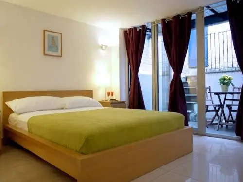 Lux 2 & 3 Bed Apartments in Camden Town FREE WIFI by City Stay Aparts London