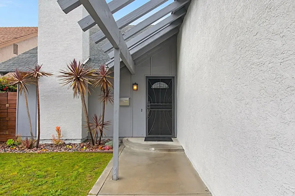 San Diego Oasis W/ Private Pool, Spa, & Pool Table Home