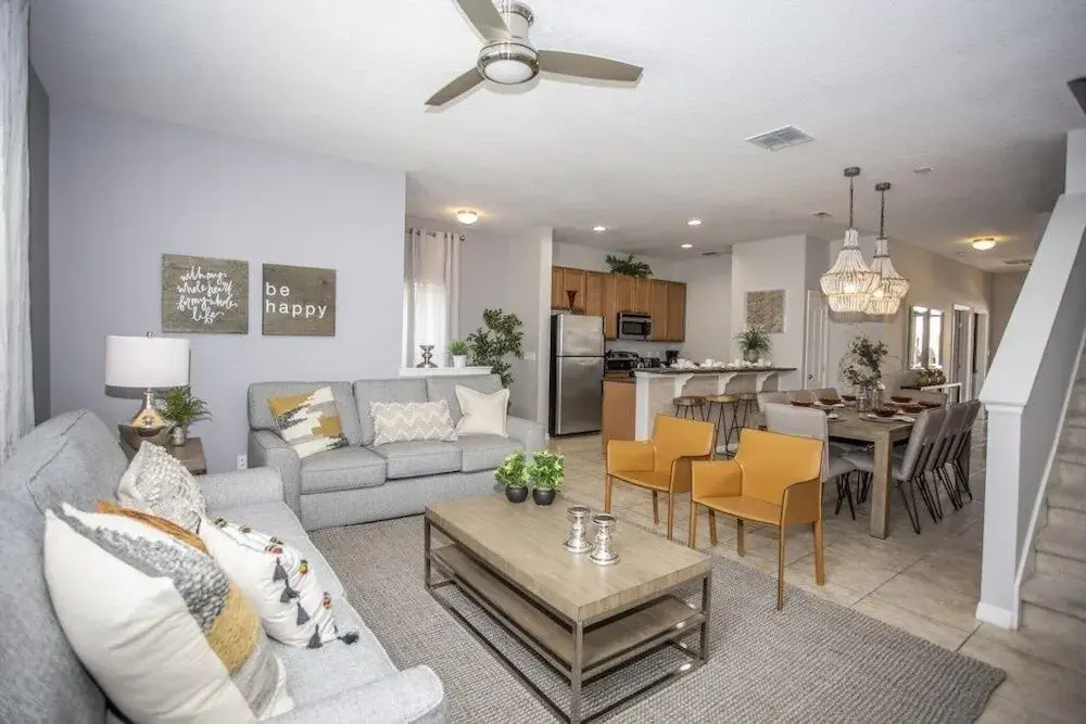 Tropical 5 Bedroom Home townhouse