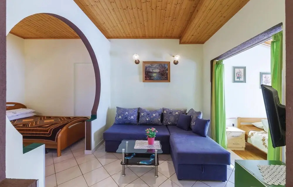 Awesome Apartment in Vodnjan With 2 Bedrooms and Outdoor Swimming Pool