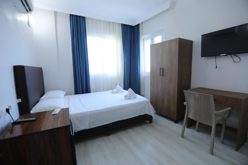 BALŞEN HOTEL
