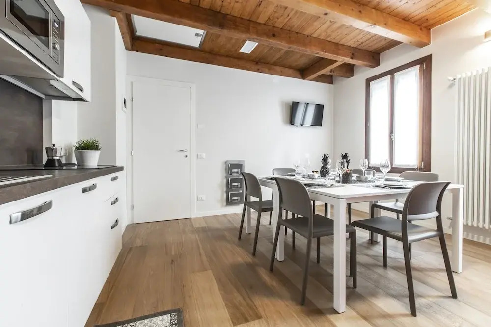 Venetian Dream Apartment R&R
