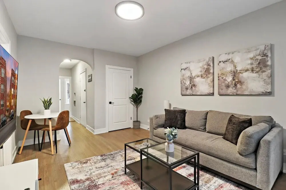 Cozy 2BR - Montrose 1A
