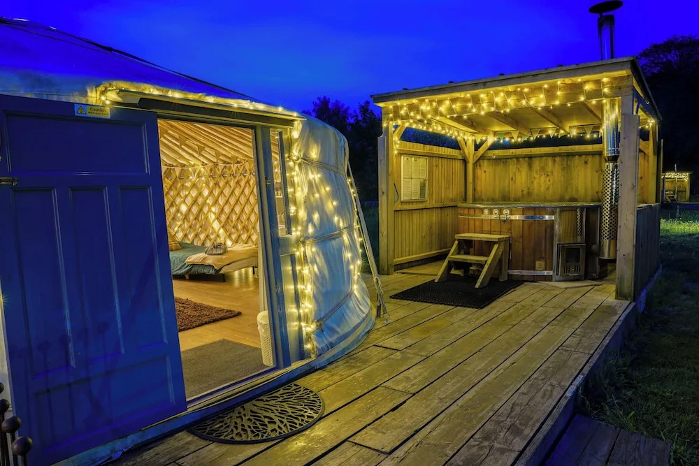 Glamp and Tipple Ltd