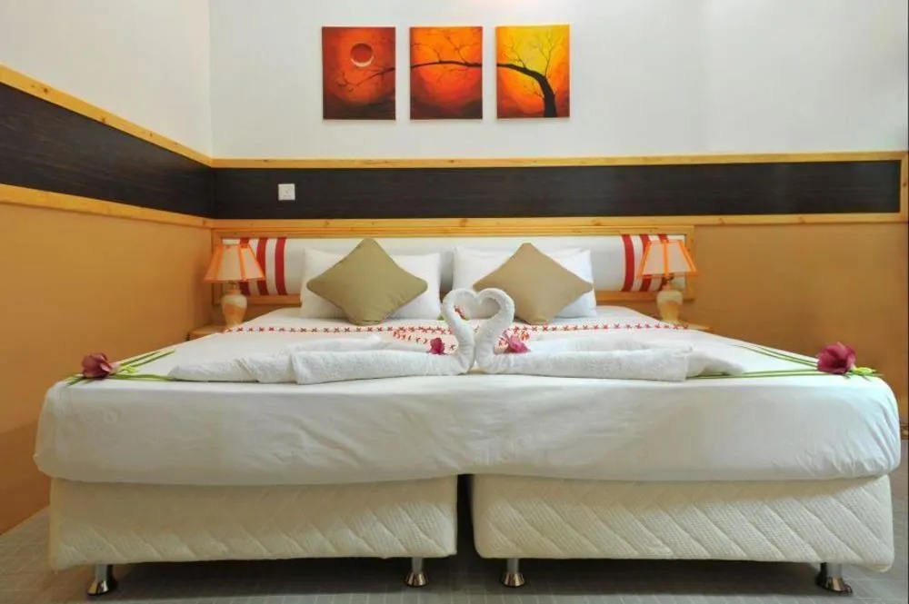 Arora Inn