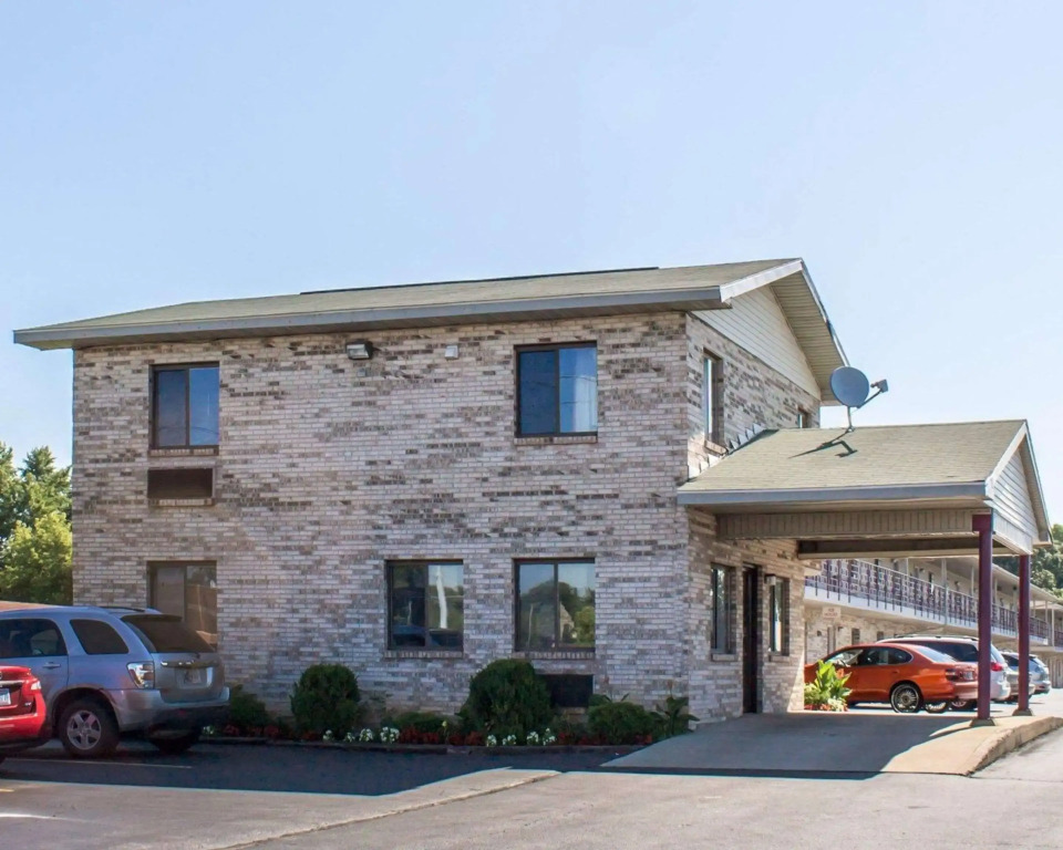 Econo Lodge Elkhart North