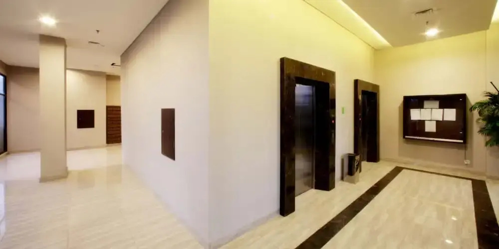 Quade Stay at Serpong Greenview