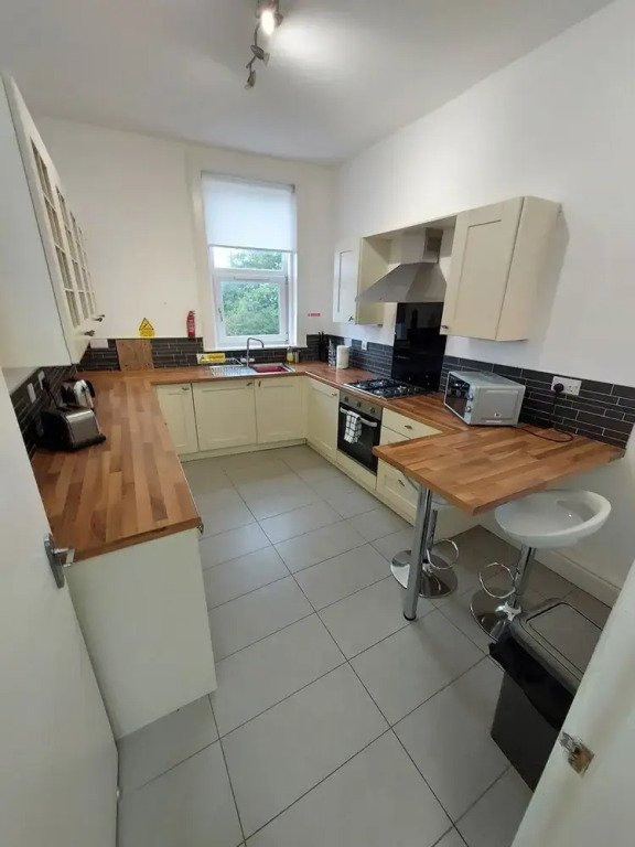 Maze Rented Accommodation
