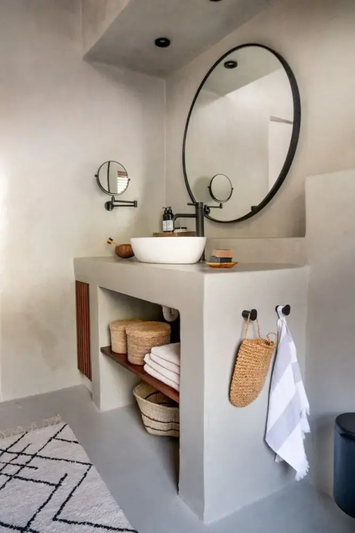 Relax in Style at this Stunning Villa in Camps Bay, Cape Town