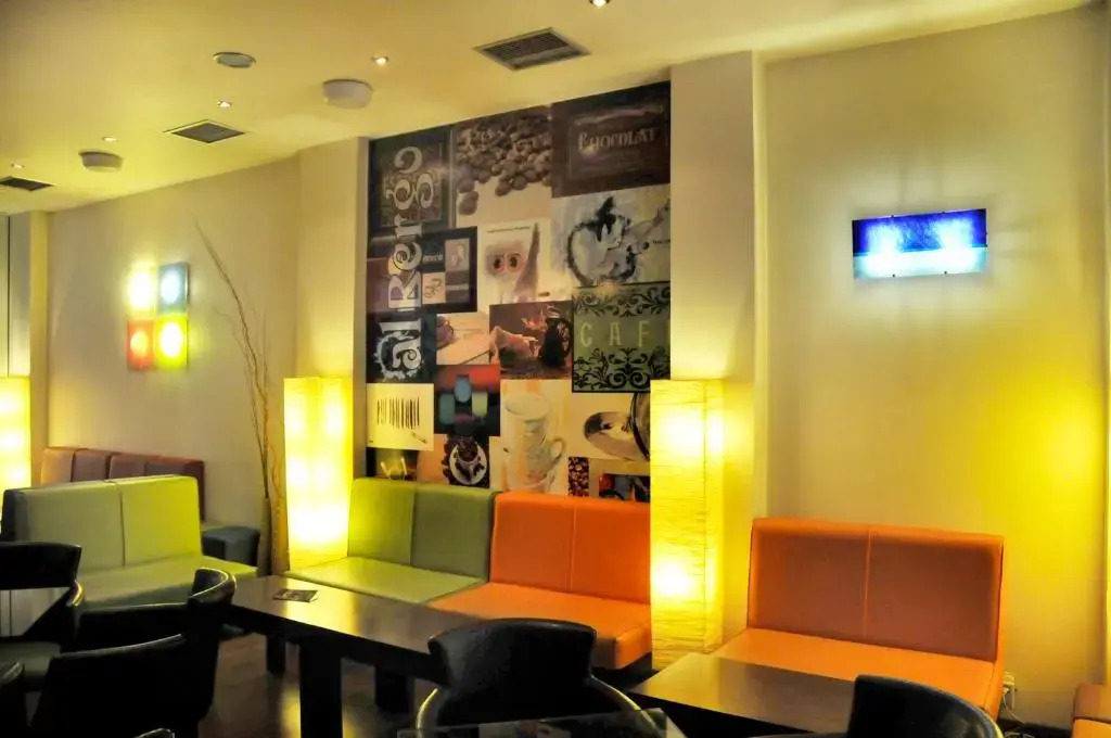 Hotel Elena