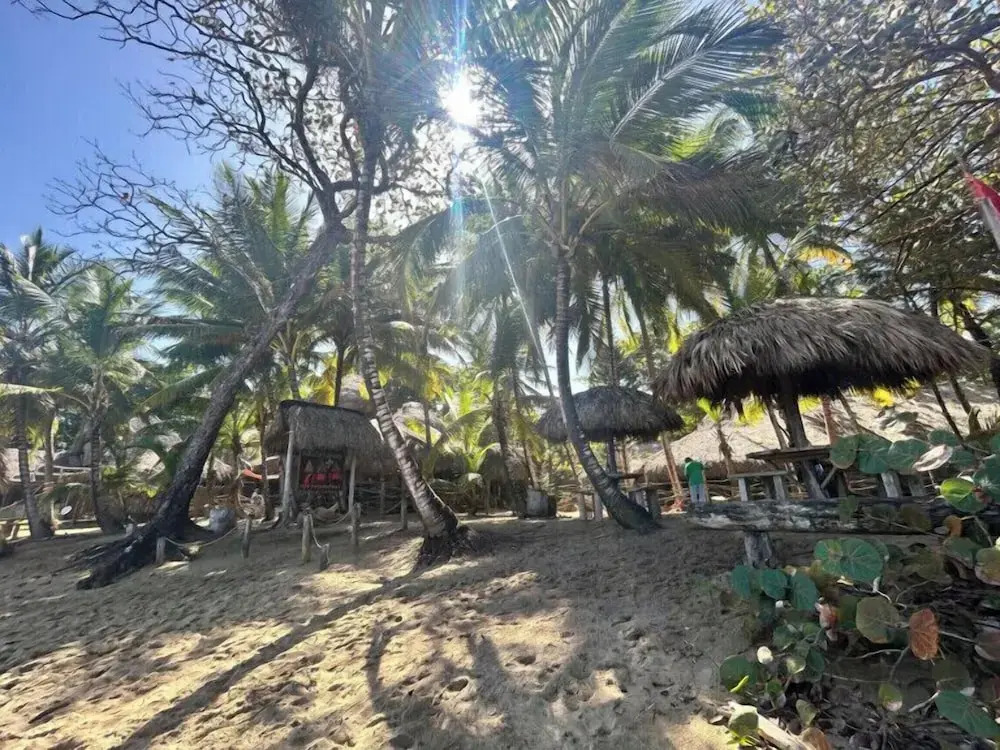 REFUGIO Sabaneta de Yásica