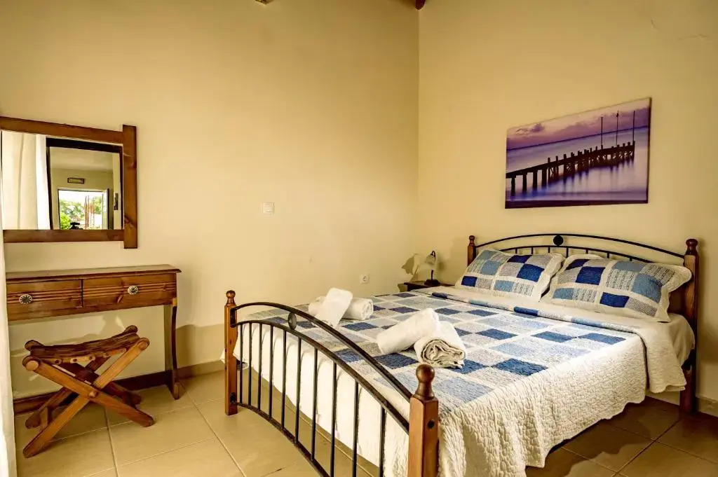 Villa with 3 bedrooms in Mouzaki with wonderful mountain view private pool enclosed garden 1 km from the beach