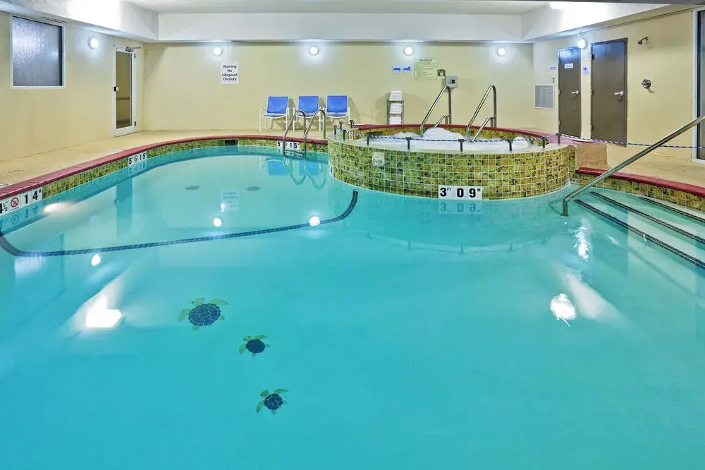 Holiday Inn Express Hotel & Suites Woodward Hwy 270 by IHG