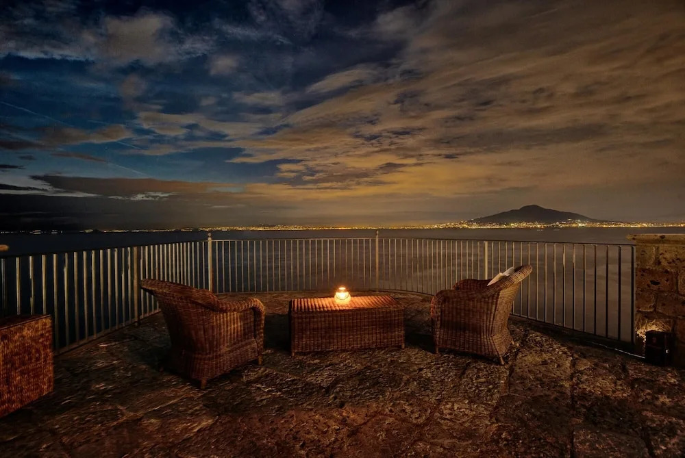 Amore Rentals - Villa Galidia