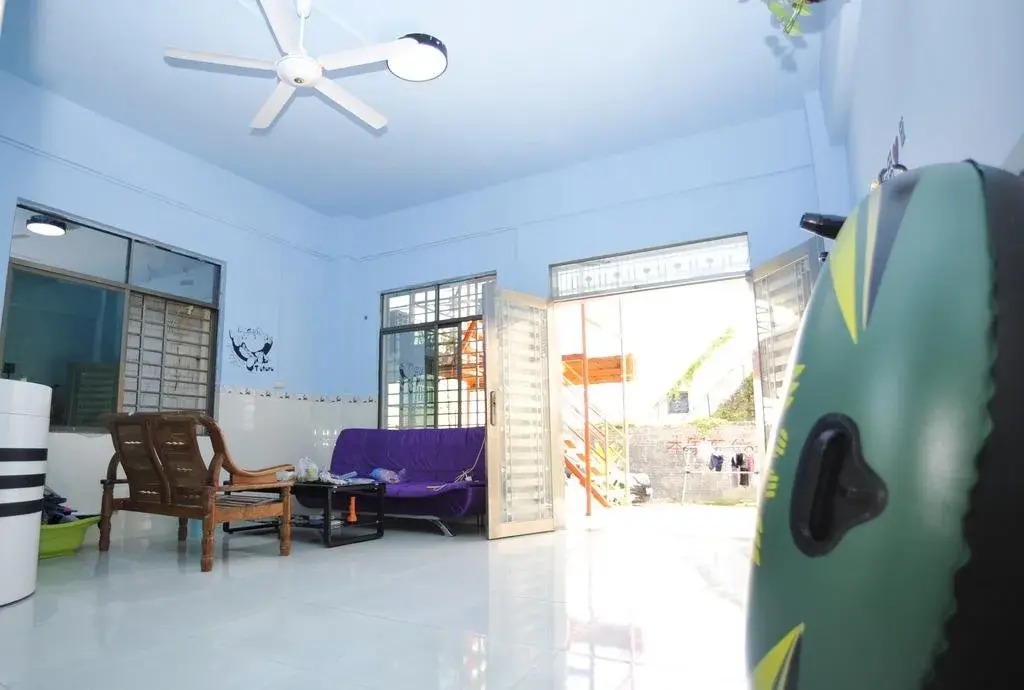 Surfing Youth Hostel
