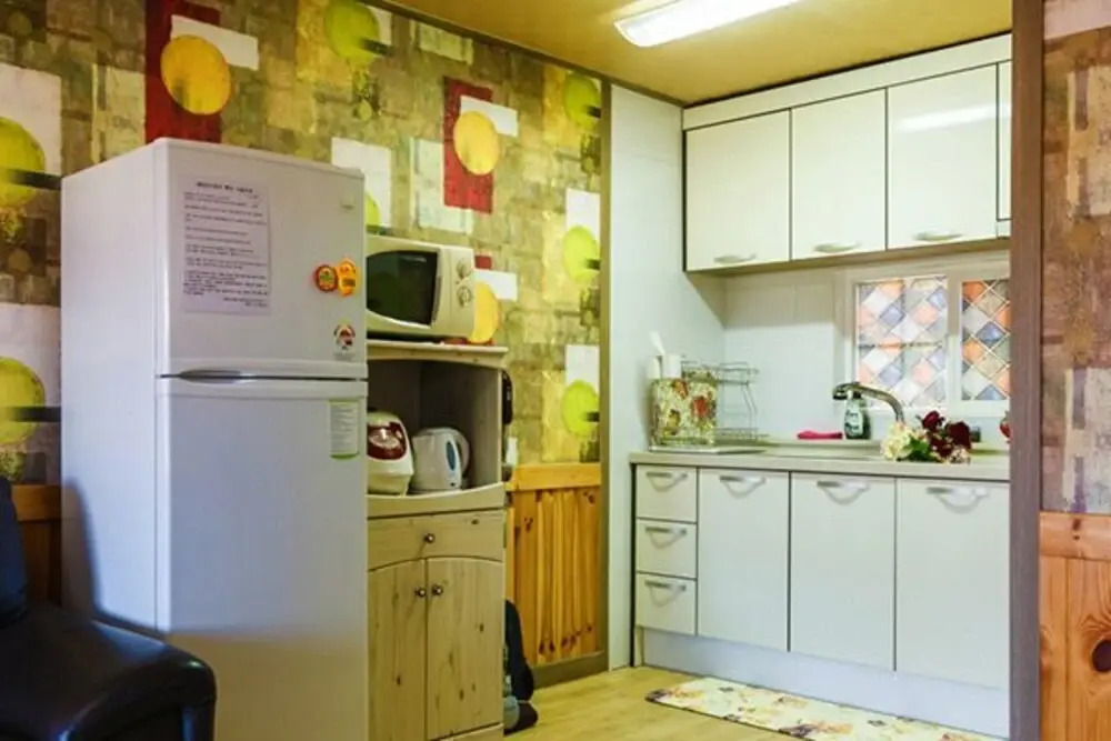Anmyeondo Red Sun Pension