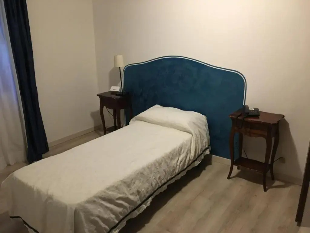 Palazzo Lion Morosini - Check in presso Locanda Ai Santi Apostoli