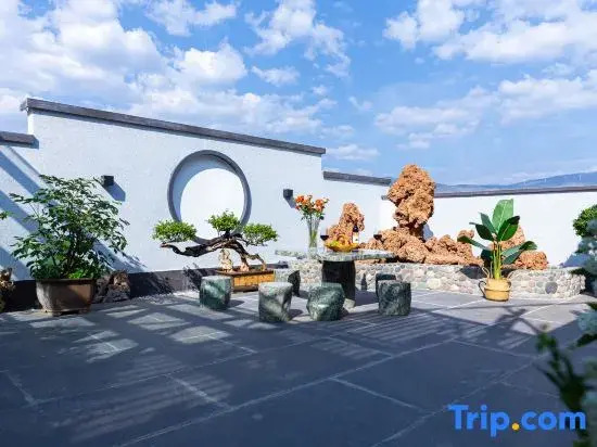 Qiduo Light Luxury Homestay