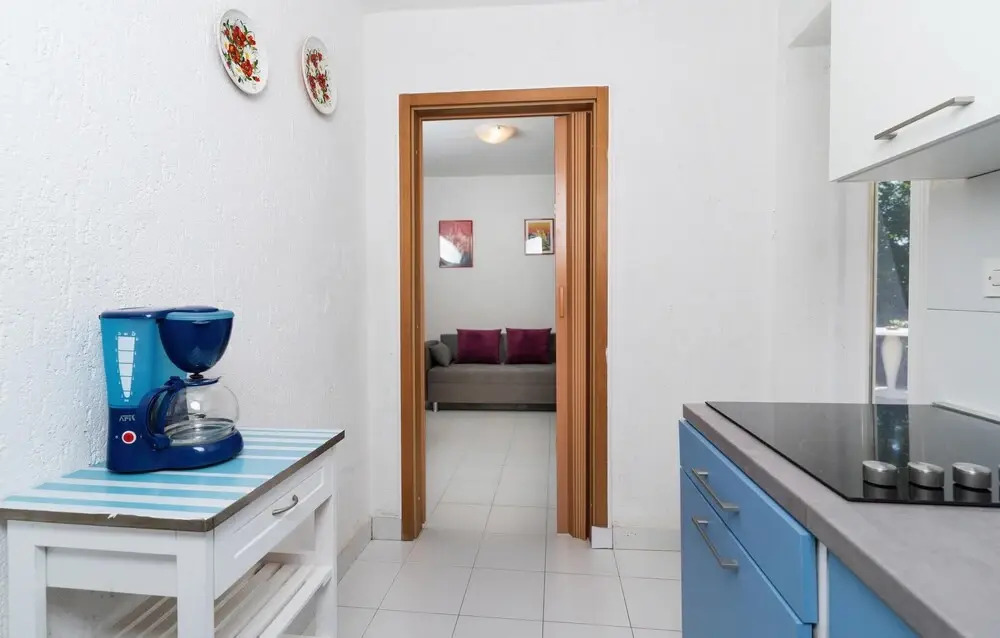 Stunning Apartment in Jadranovo With Outdoor Swimming Pool, Wifi and 2 Bedrooms
