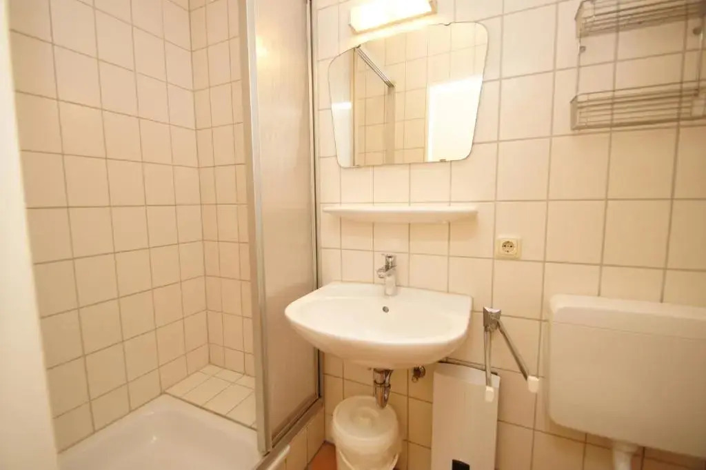 "Haus Stefanie" Bungalow -1