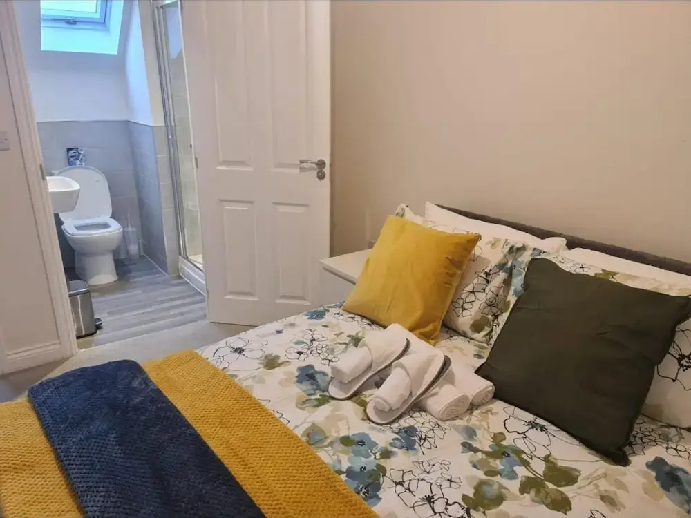 Stunning 3-bed House in Wolverhampton
