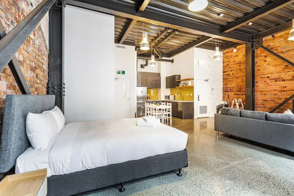 Modern Studio + Prime Location by Zodiak Stays