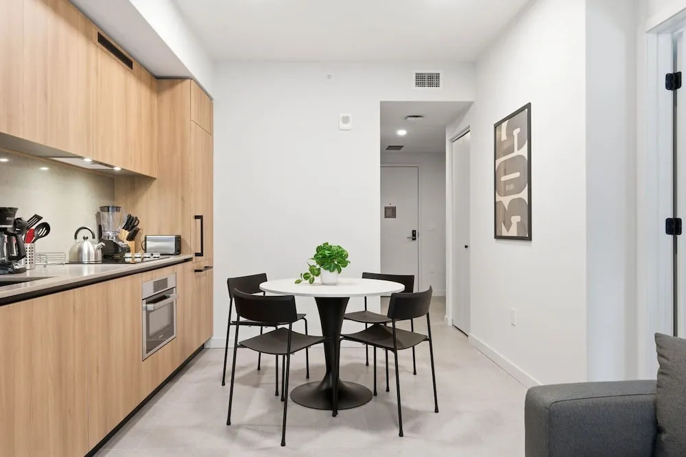 Stylish Miami Stay for 5 Guests