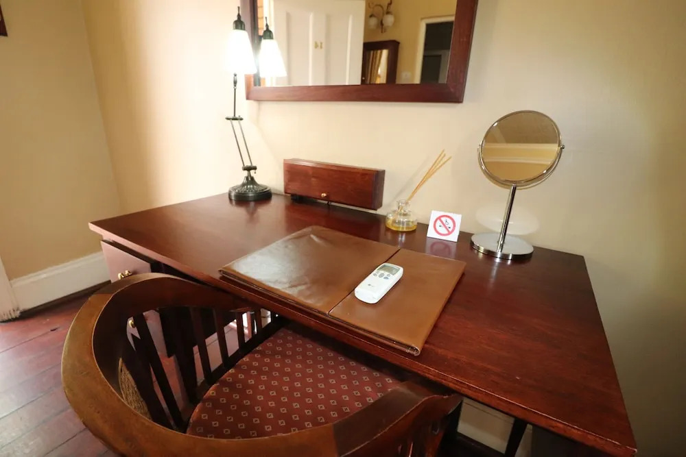 Kimberley Club Guesthouse