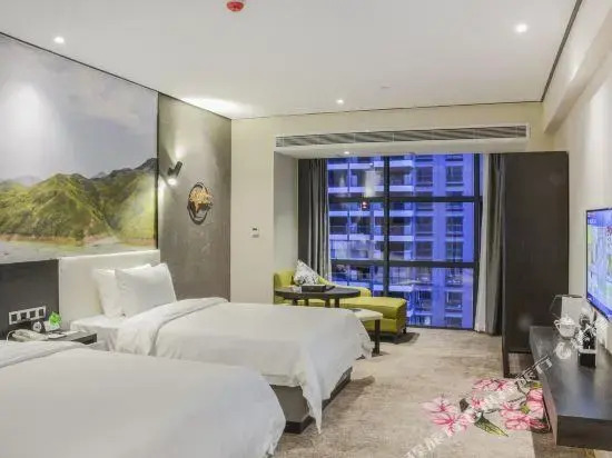 Xingyi Bast Dreamland Hotel