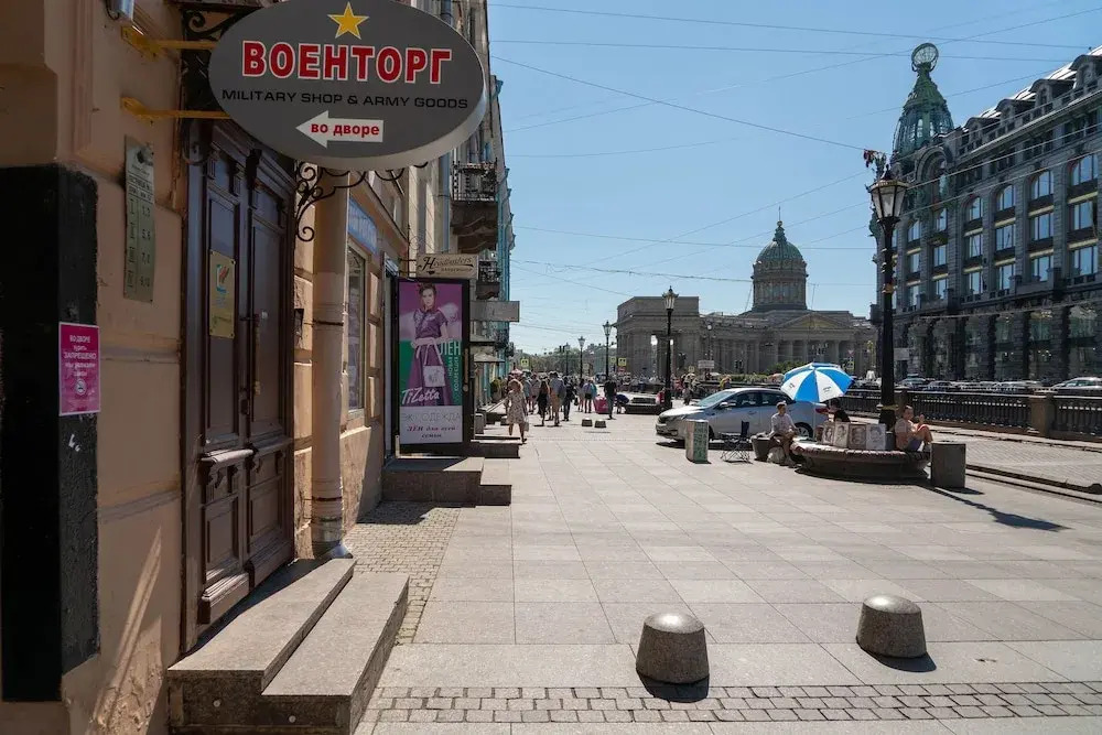 Home4day Apartment on Griboyedov Canal