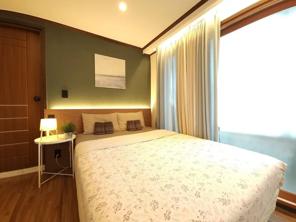 OYO Rooftop Hostel