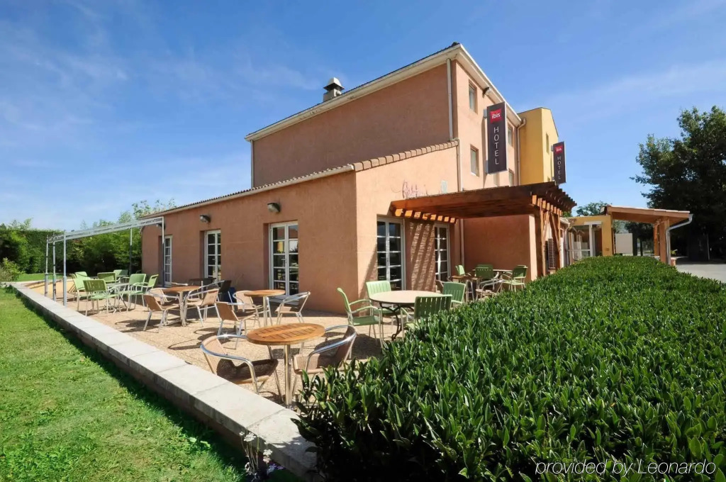ibis Sisteron