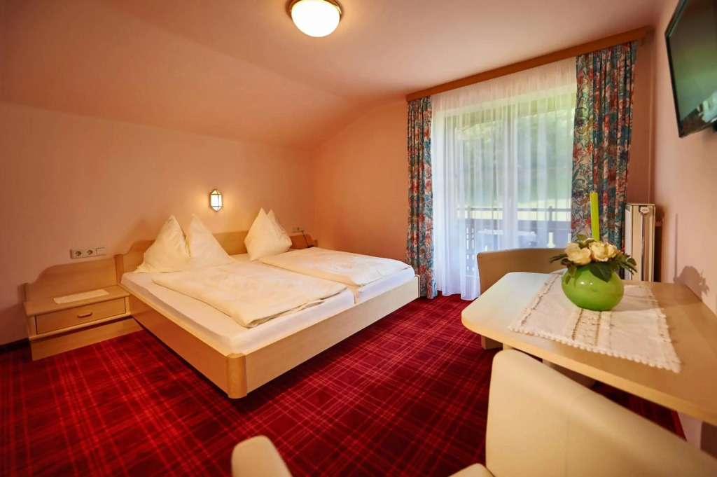 Hotel-Restaurant Schwaiger***