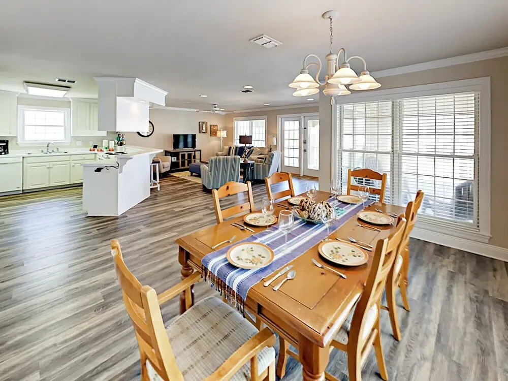 Heritage Shores Beach House 4 Bedrooms 4 Bathrooms Home