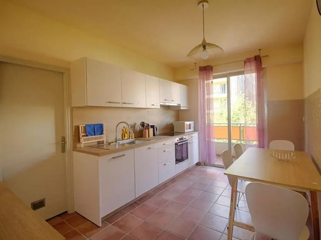 Appartement Ajaccio, 4 pièces, 6 personnes - FR-1-61-509
