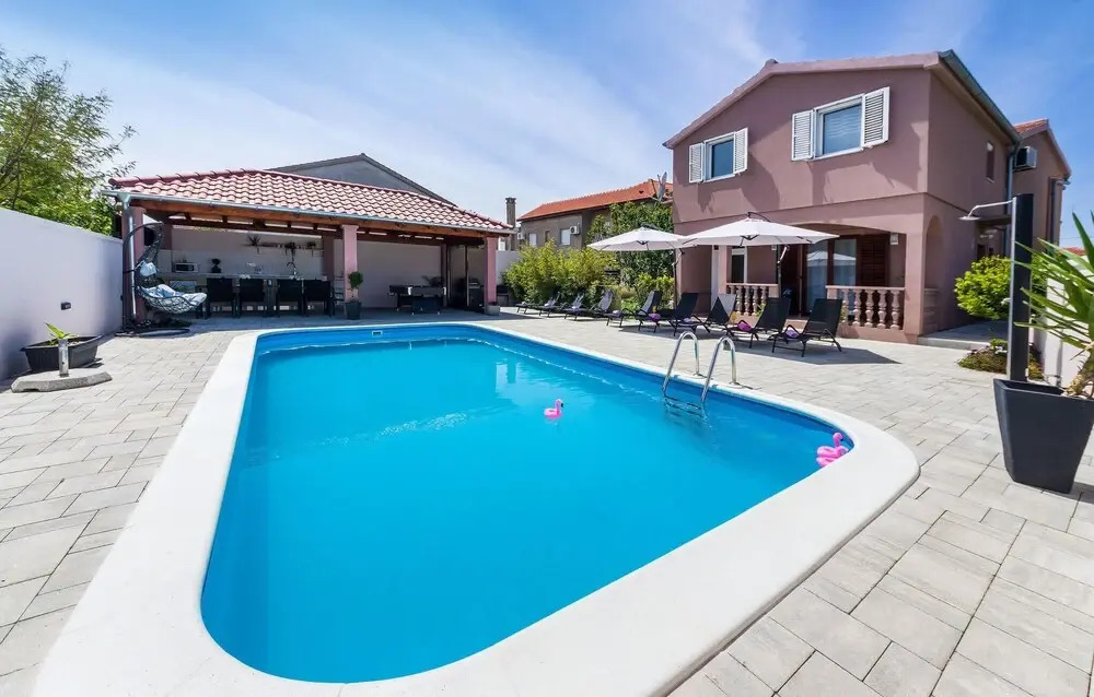 Beautiful Home in Zaton With Wifi, Outdoor Swimming Pool and Heated Swimming Pool