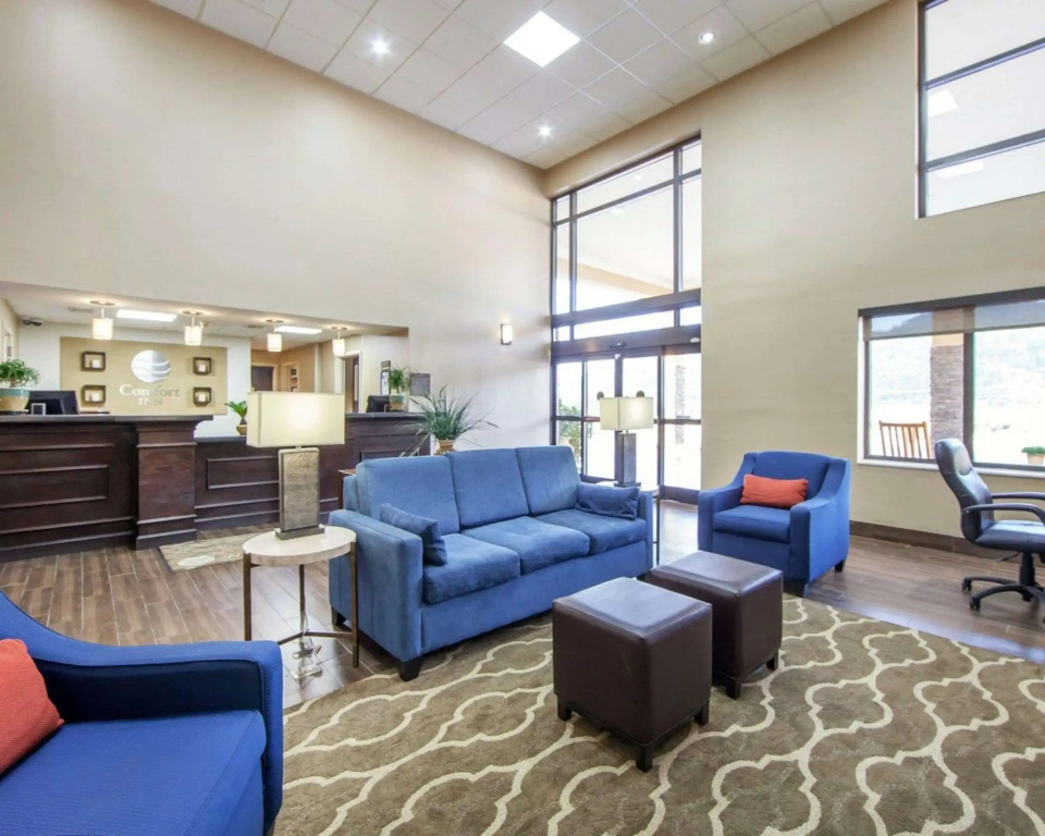 Comfort Inn at Royal Blue