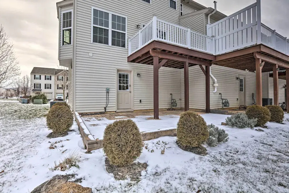 Charming Bellefonte Townhome Near Penn State!