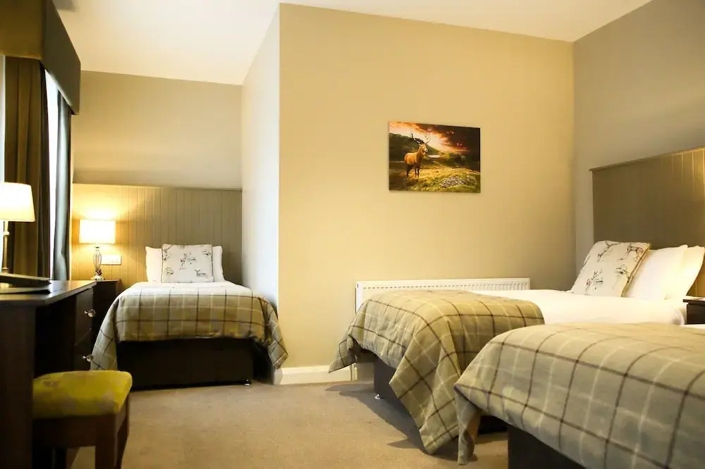 Mulroy Woods Hotel