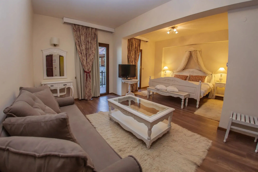 Manthos Mountain Resort & Spa