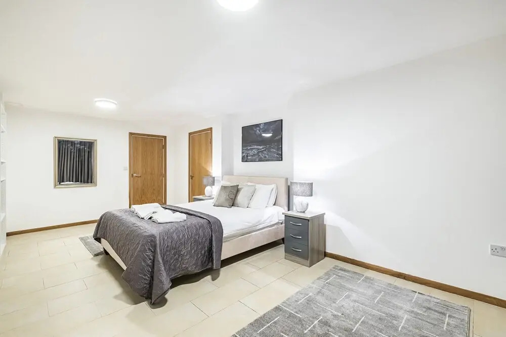 Laystall Apartment by Flexystays