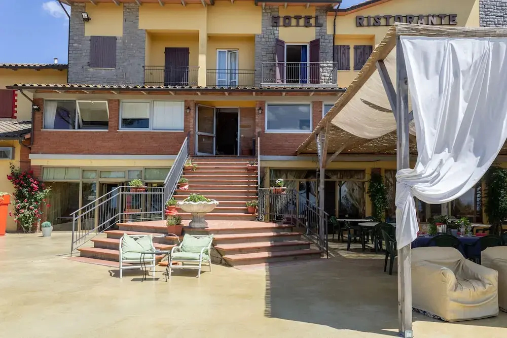 Hotel La Cima Trasimena