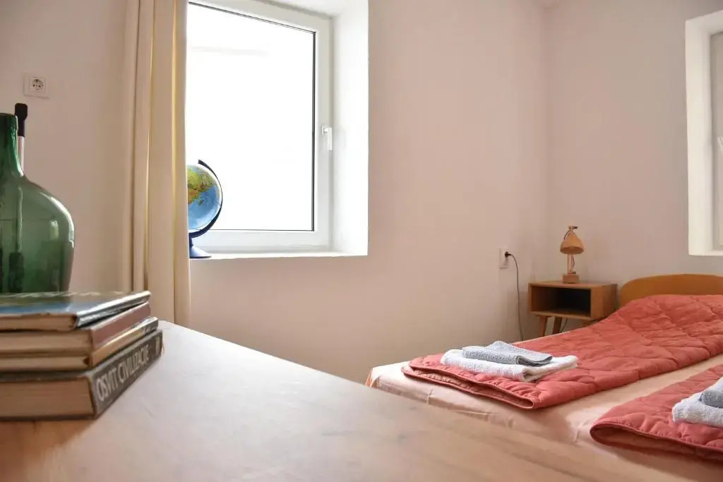 Bache Apartments